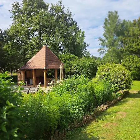 Le Bancarel, 6 Personnes Entre Lot Et Dordogne Ferienhaus