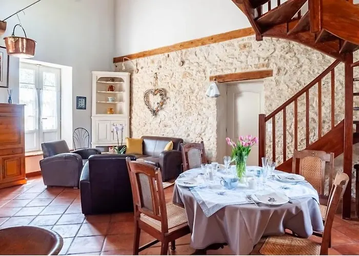 Vakantiehuis Le Bancarel, 6 Personnes Entre Lot Et Dordogne *